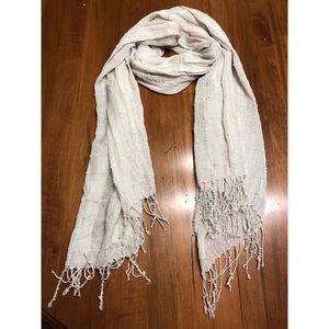 Beautiful fringed scarf